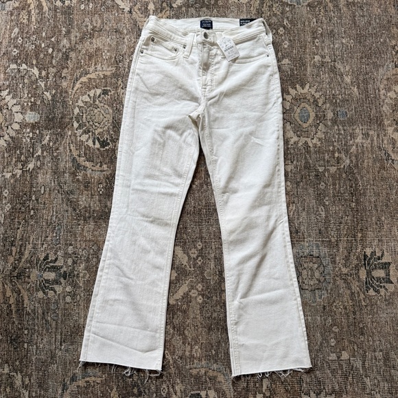 J.Crew White Signature Stretch Mid-Rise Flare Crop Jeans • multiple sizes •BO933 - Picture 9 of 14